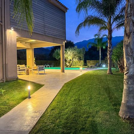 Villa Felenia Vryses Екстериор снимка