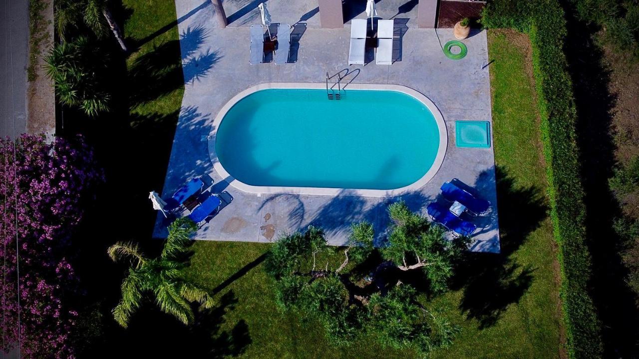 Villa Felenia - Private Pool Vryses Екстериор снимка